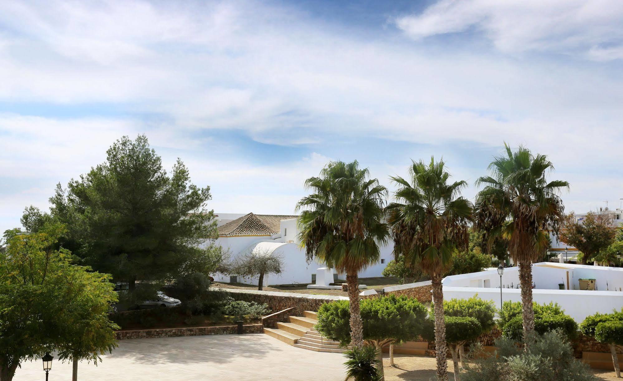 Gatzara Suites Santa Gertrudis Santa Gertrudis  Exteriör bild