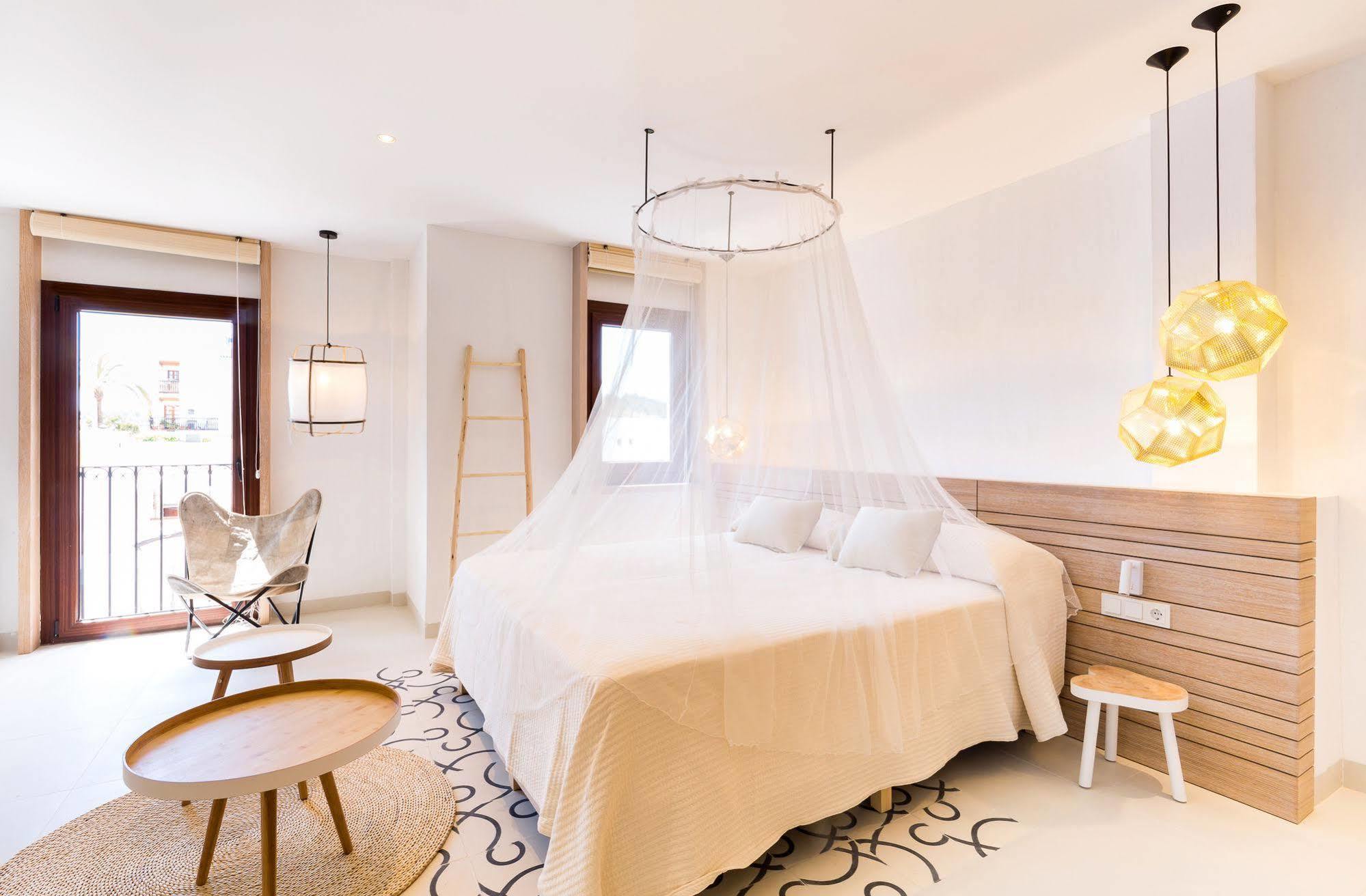 Gatzara Suites Santa Gertrudis Santa Gertrudis  Exteriör bild
