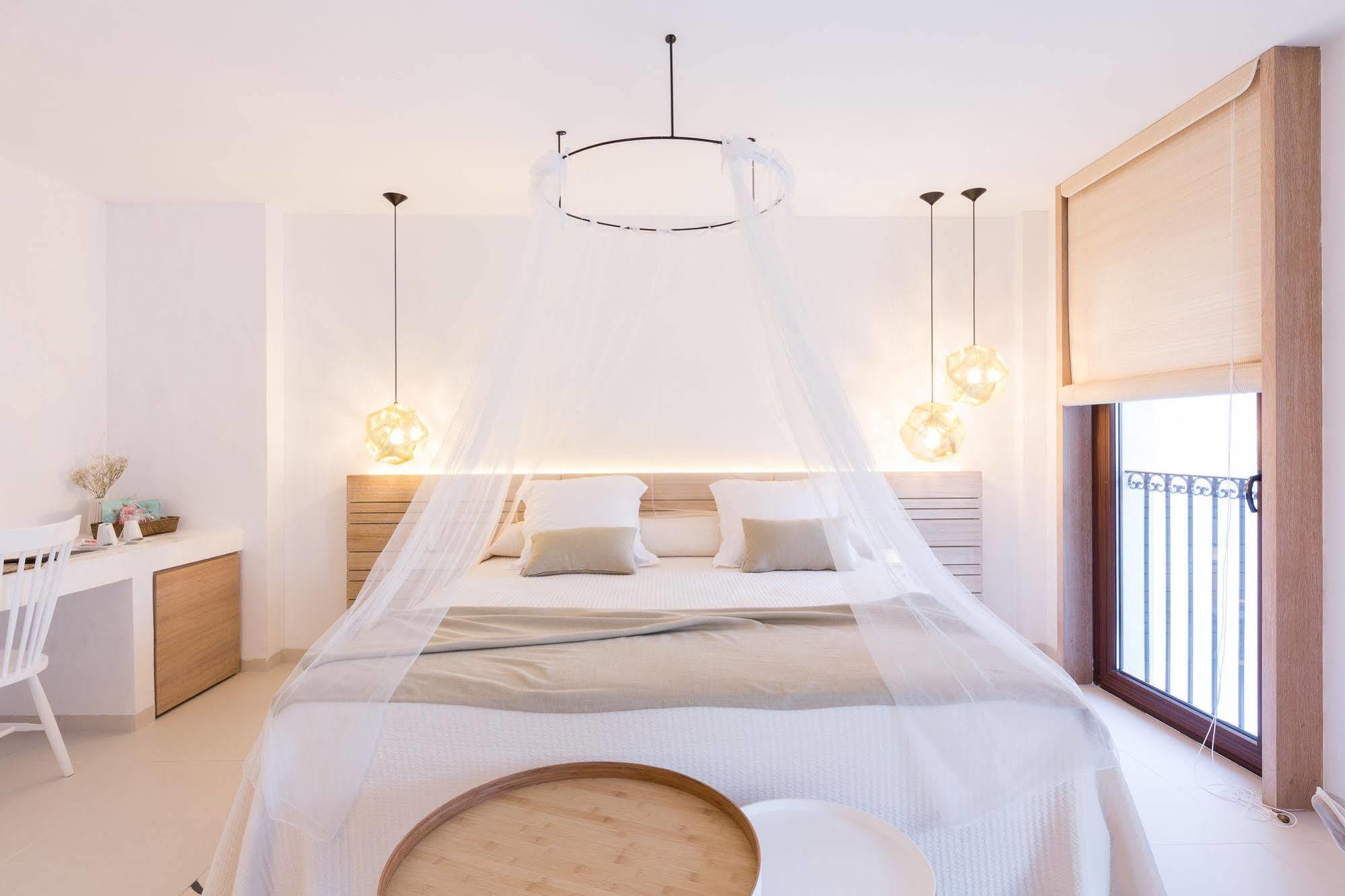 Gatzara Suites Santa Gertrudis Santa Gertrudis  Exteriör bild