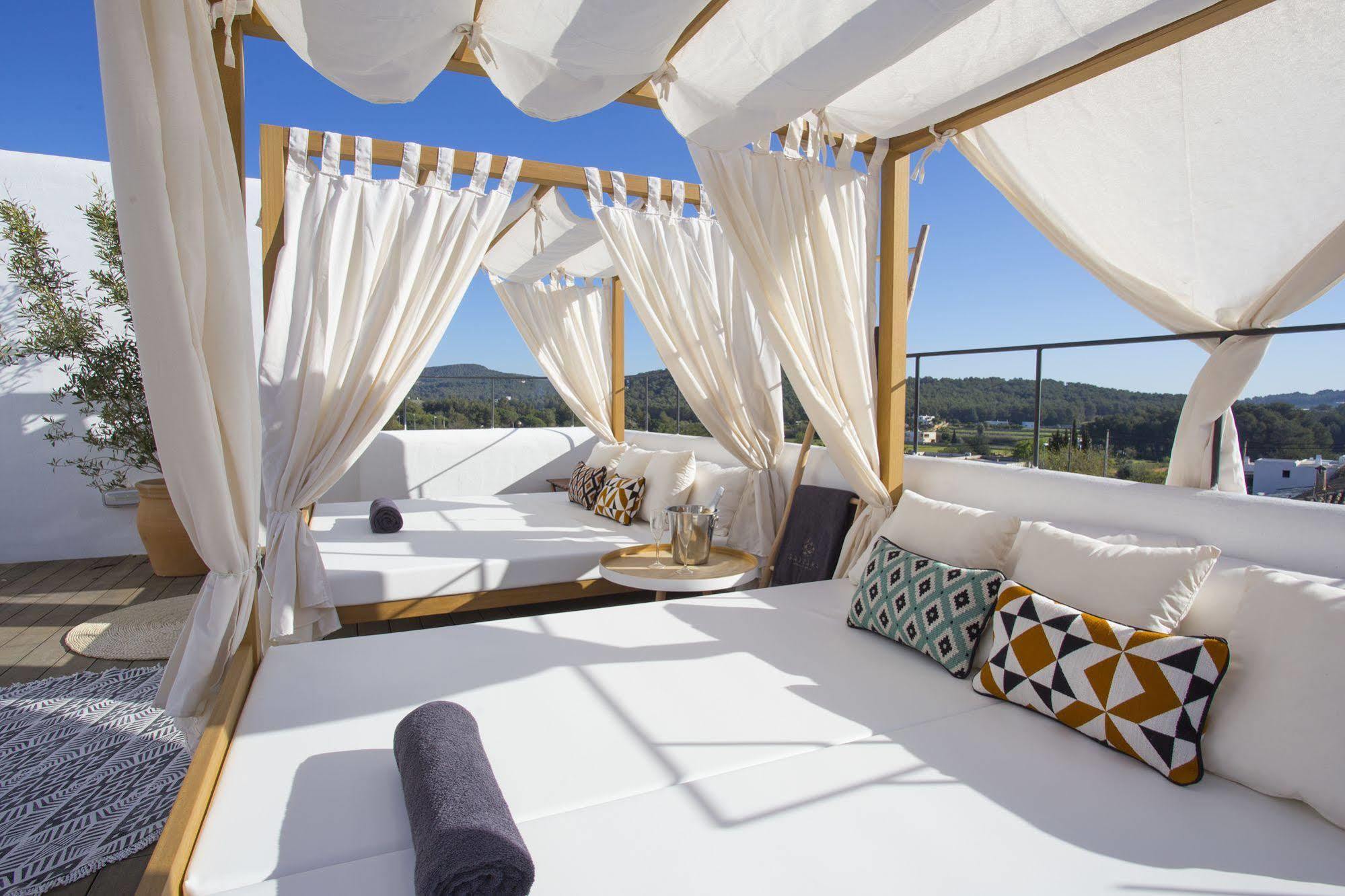 Gatzara Suites Santa Gertrudis Santa Gertrudis  Exteriör bild